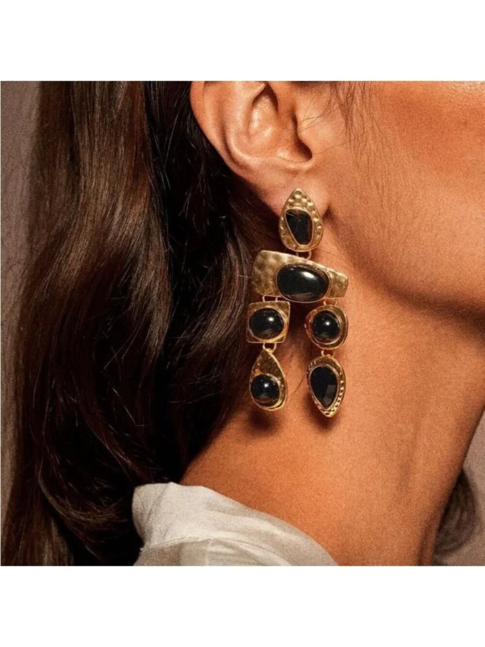 Black stone Earrings Q546